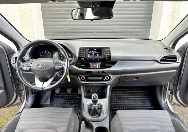 Hyundai I30 cena 39999 przebieg: 251000, rok produkcji 2018 z Obrzycko małe 56